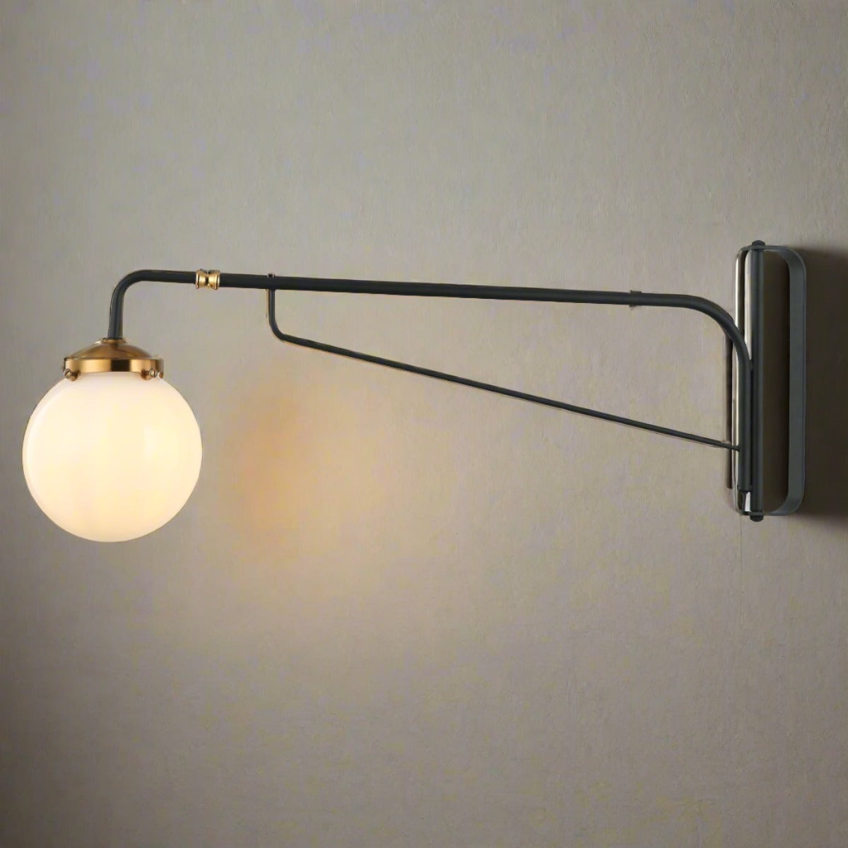 Midcentury Arm