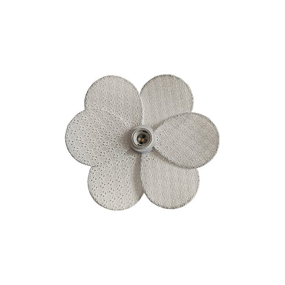 Aplique Leva Embroidery
