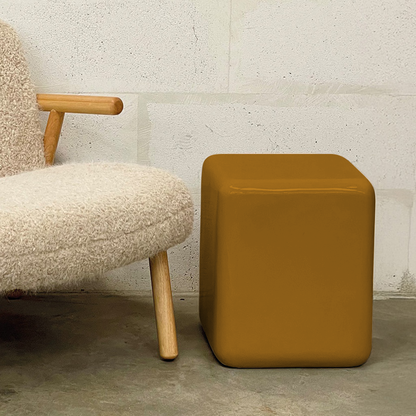 Mesa Lateral Cube - Ocre
