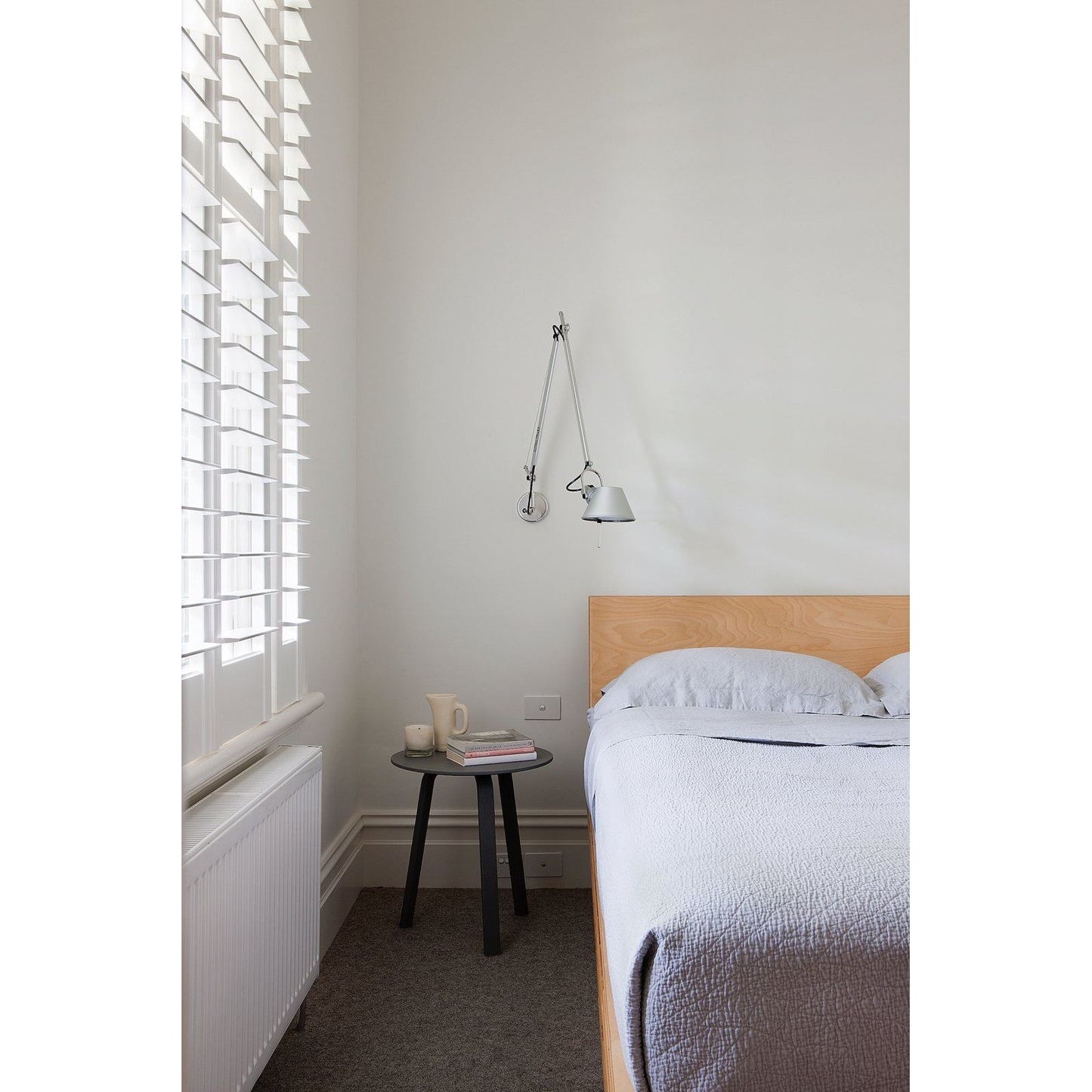 Aplique - Sign of the times