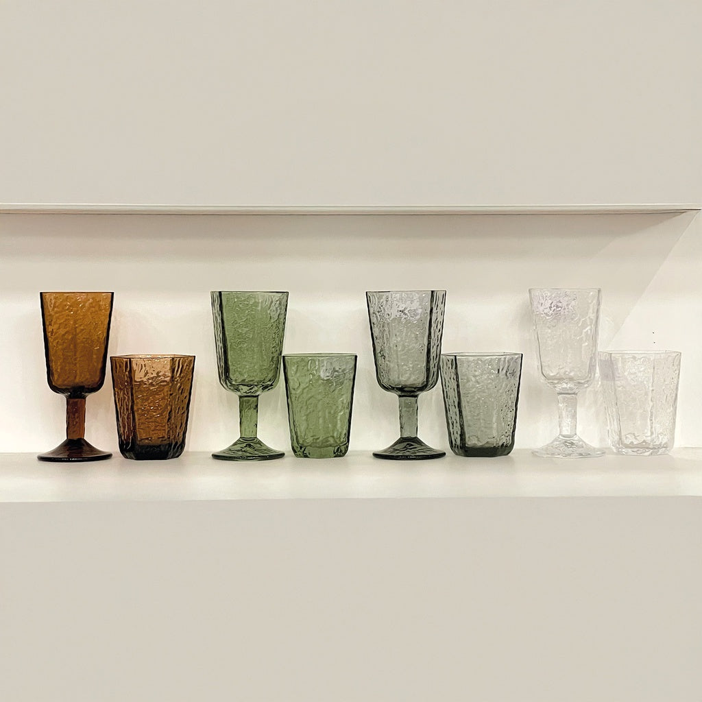 Vaso rocoso gris